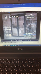 創業当時の惣菜店のテレビの取材