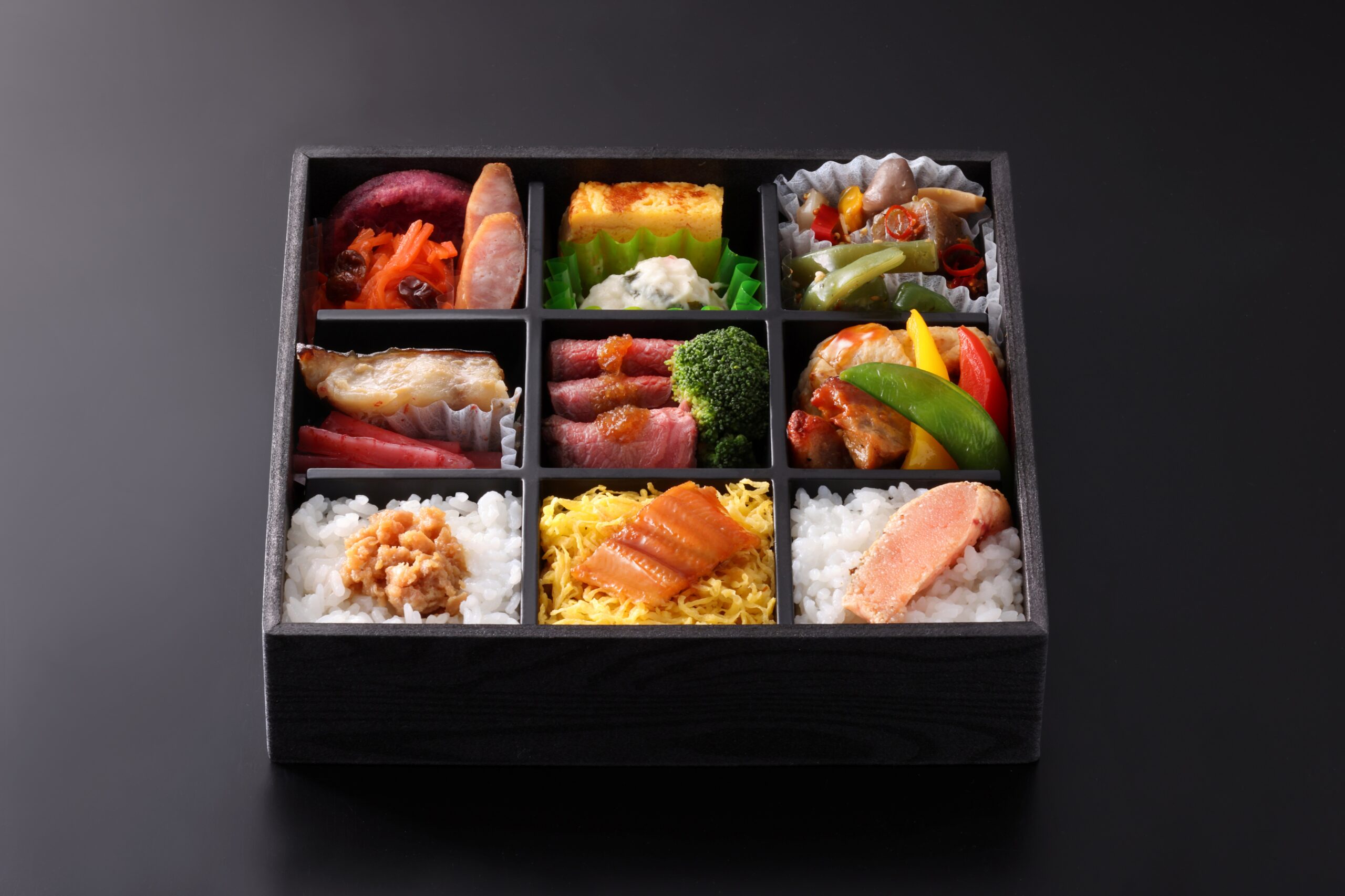 九つの彩り弁当